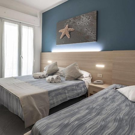 Hotel Esperia Cattolica Zewnętrze zdjęcie
