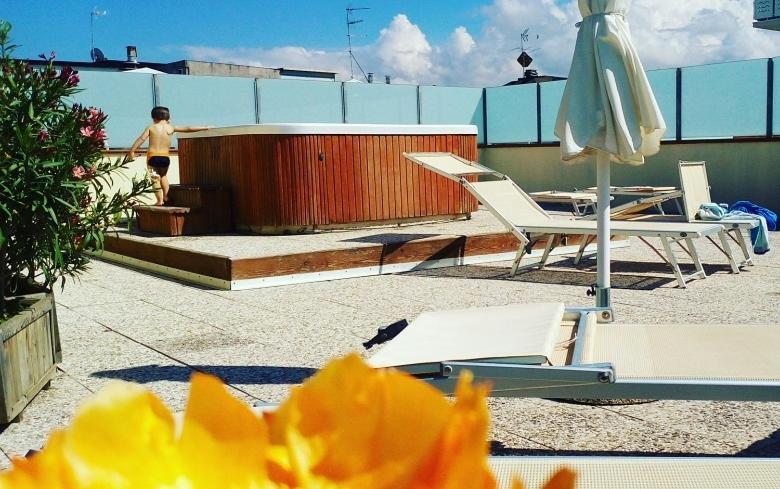 Hotel Esperia Cattolica Zewnętrze zdjęcie