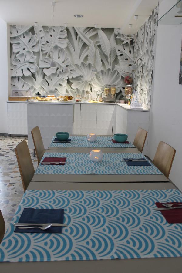 Hotel Esperia Cattolica Zewnętrze zdjęcie